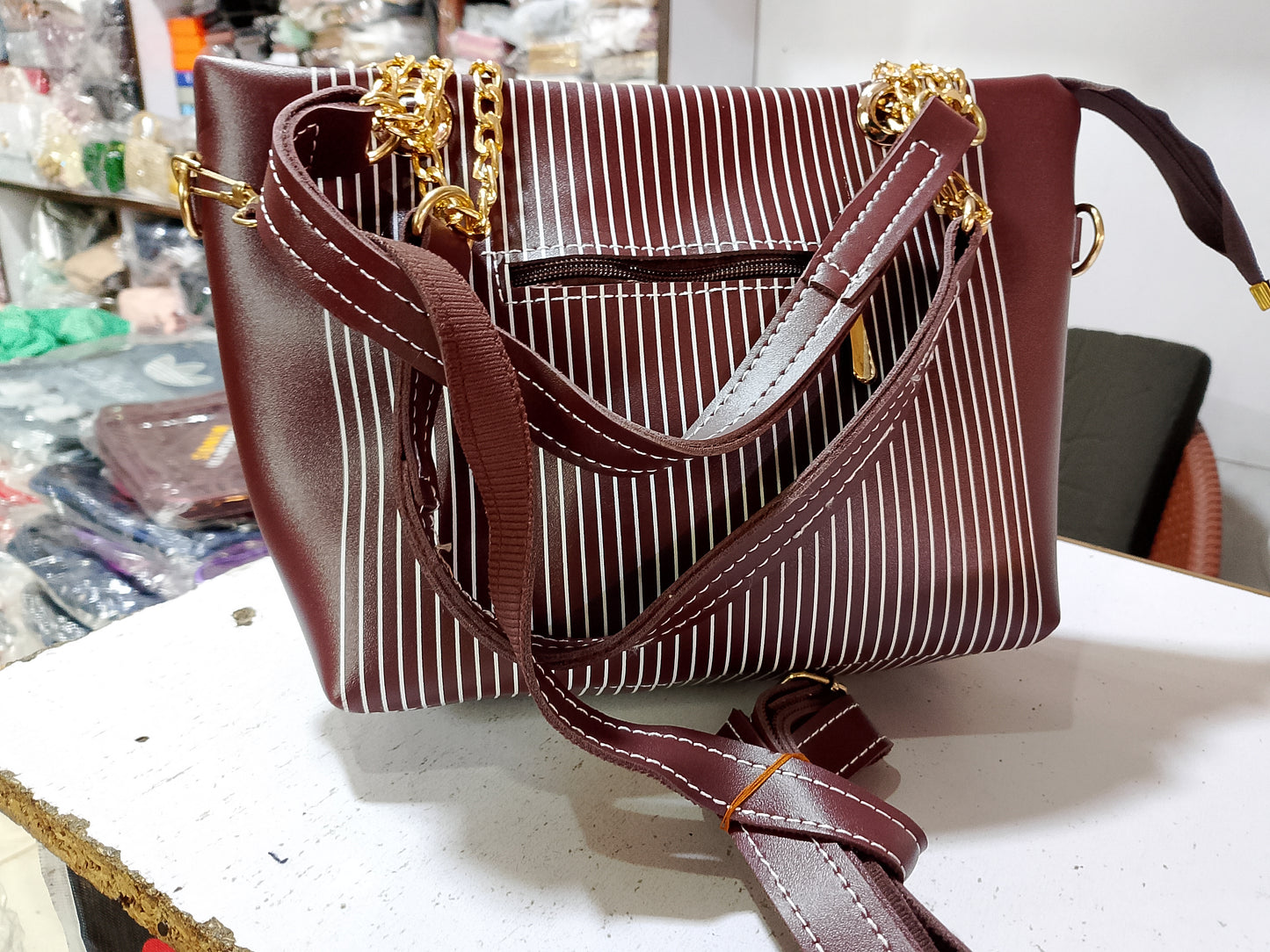 Premium Leather Handbag – Stylish Daily Move; Party Wear Bag for Women in Pakistan