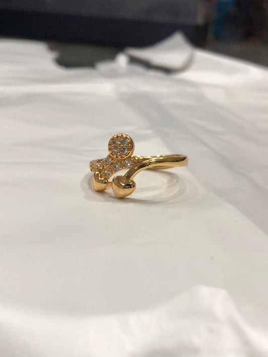 Golden Sparkle Embrace Ring – The Beautera Exclusive