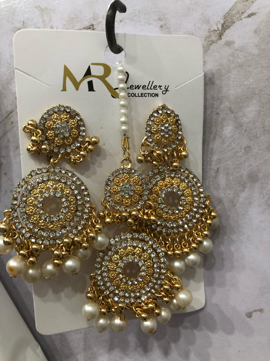 Royal Golden Bridal Jewelry Set – Kundan Earrings & Maang Tikka Pearls Jewelry Set